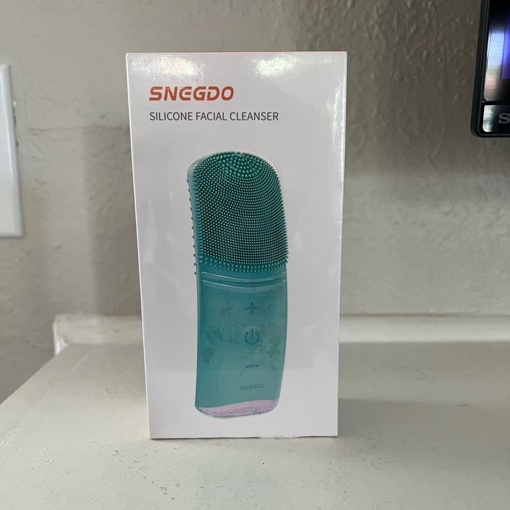 Electric Facial Cleanser